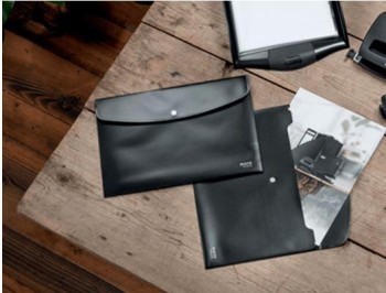 CARPETA LEITZ RECYCLE PORTADOCUMENTS AMB BOTÓ DIN A4 POLIPROPILÈ NEGRE